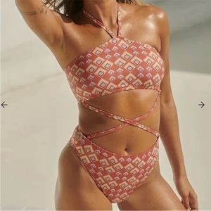 NWT Beth Richards Gina Swimsuit Triangle Geo Print Saffron L